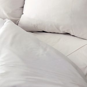 ROYAL BLUE INTL T130 Basic Plus Fitted Bed Sheet, 36 x 84 Inch 103394