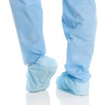 O&M HALYARD INC X-tra Traction® Shoe Cover, One Size Fits Most 69252