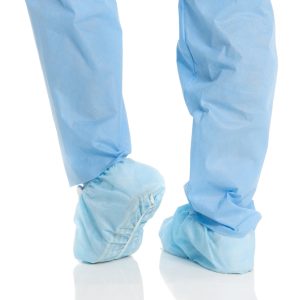 O&M HALYARD INC X-tra Traction® Shoe Cover, One Size Fits Most 69252