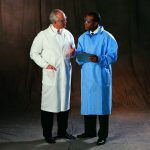 O&M HALYARD INC Universal Precautions Lab Coat 10047