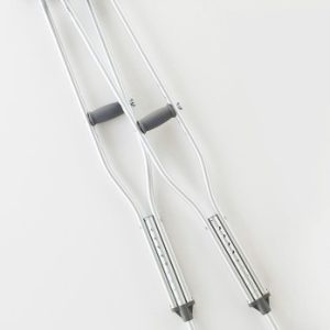 Cardinal Health Underarm Crutches for Adults 5'2" – 5'10" CA901AD
