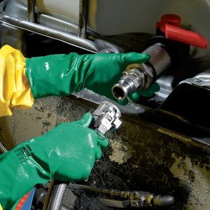 ANSELL KleenGuard™ Jackson Safety G80 Nitrile Chemical Resistant Gloves, Size 8, Green 94446